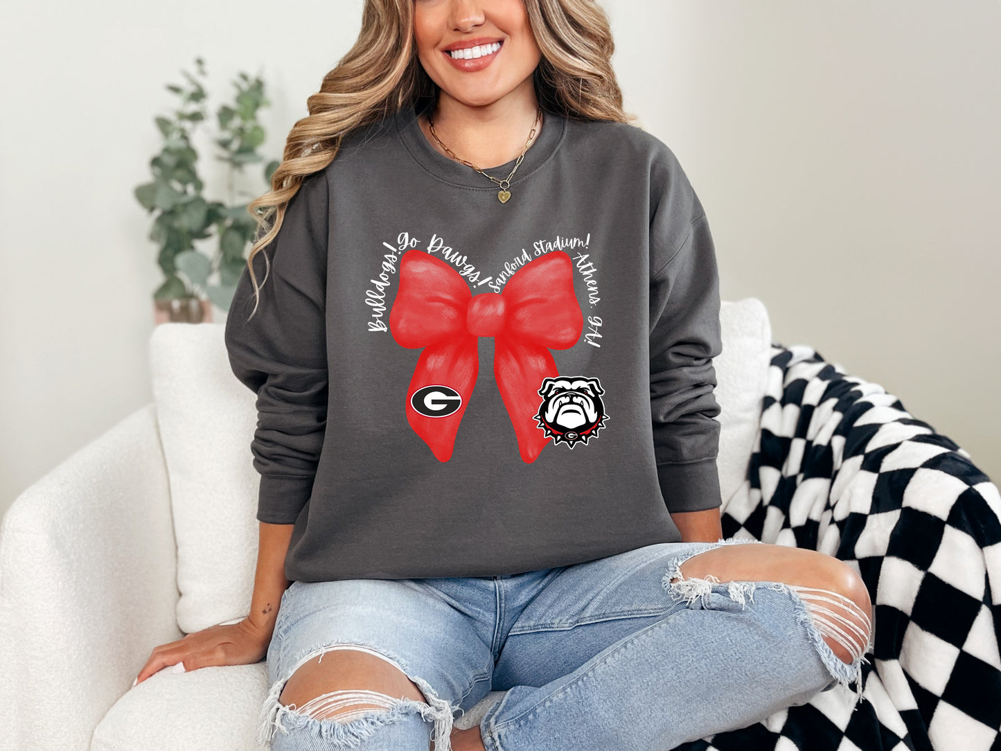 Georgia Bulldogs Bow Crewneck Sweatshirt