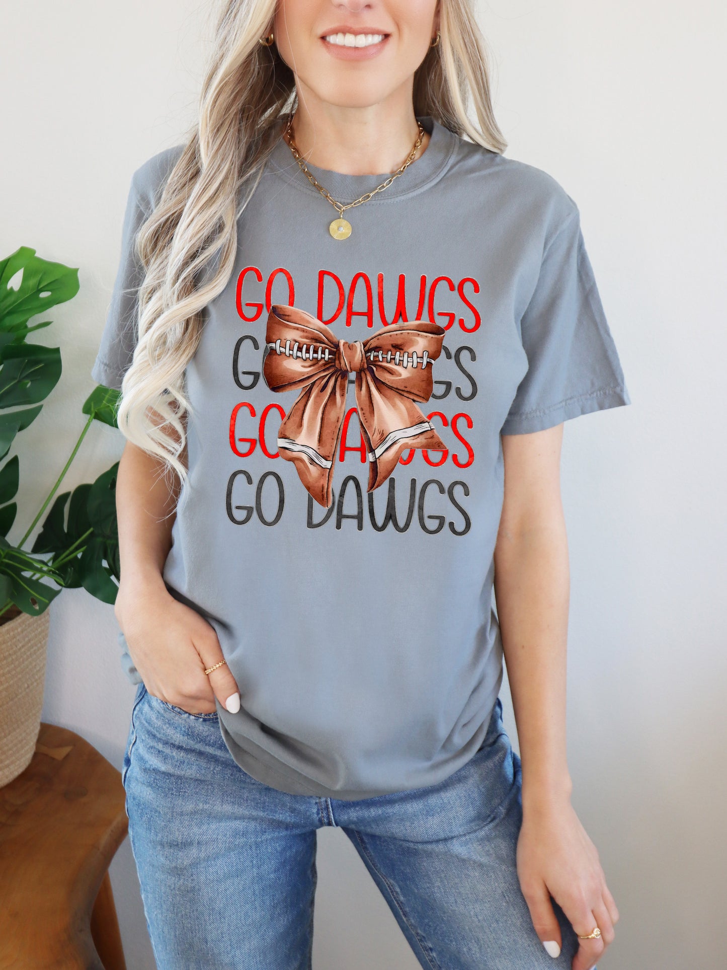 "Go Dawgs" T-Shirt